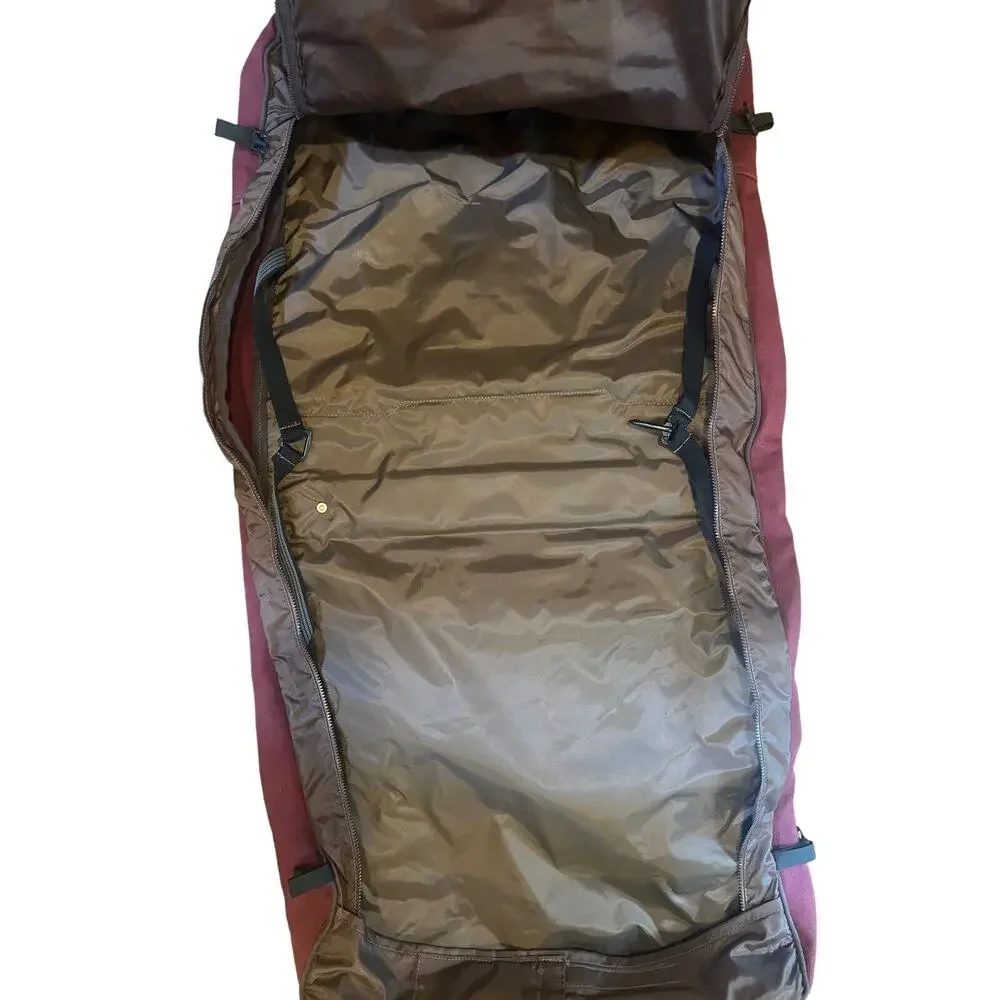 Duluth Pack Sportsman's Garment Bag In Waxed Canvas Burgundy EUC